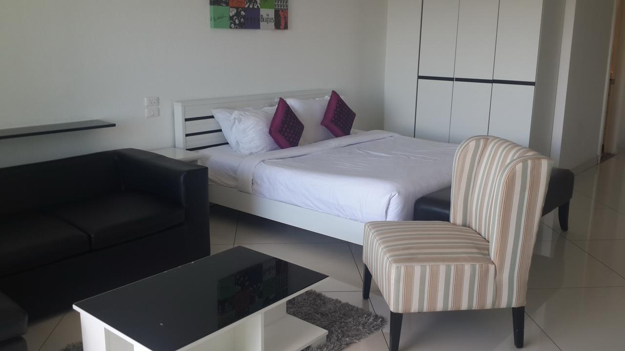 View Talay 6 Pattaya Apartment Luaran gambar